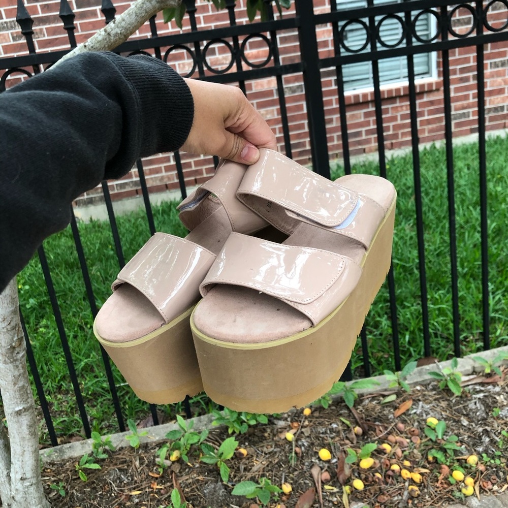 💖BUNDLE OPP💖 Platform Staples Sandals